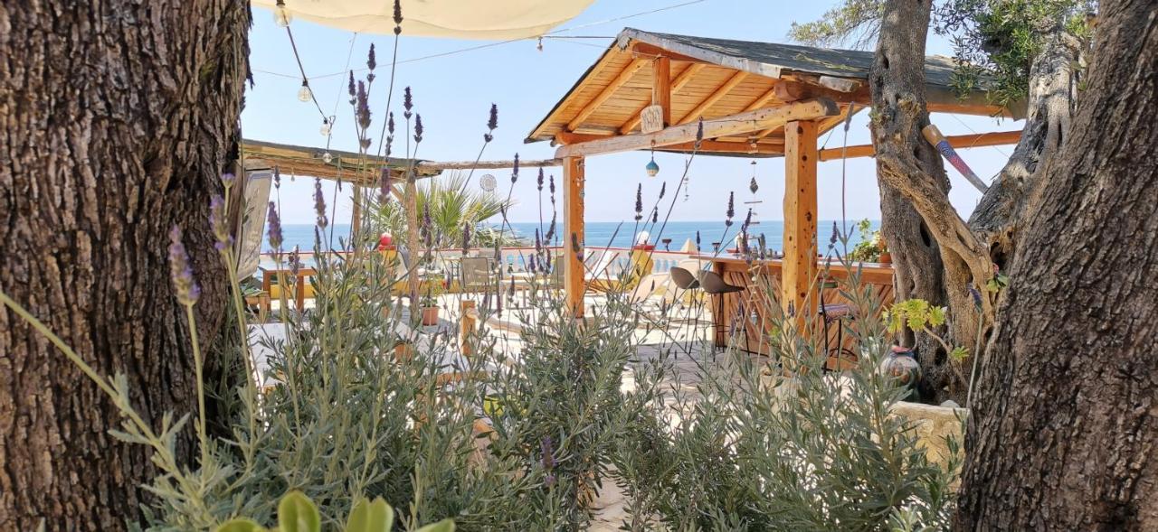 Pelekas Beach Apartments Rolling Stone Bagian luar foto