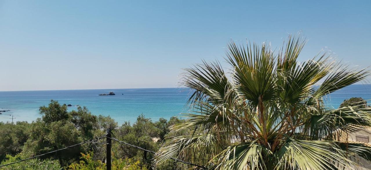 Pelekas Beach Apartments Rolling Stone Bagian luar foto