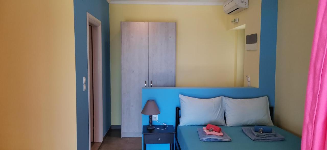 Pelekas Beach Apartments Rolling Stone Bagian luar foto