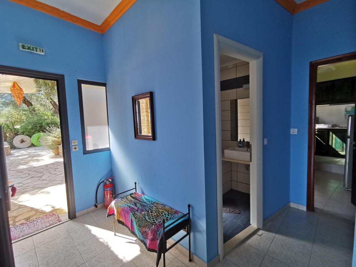 Pelekas Beach Apartments Rolling Stone Bagian luar foto