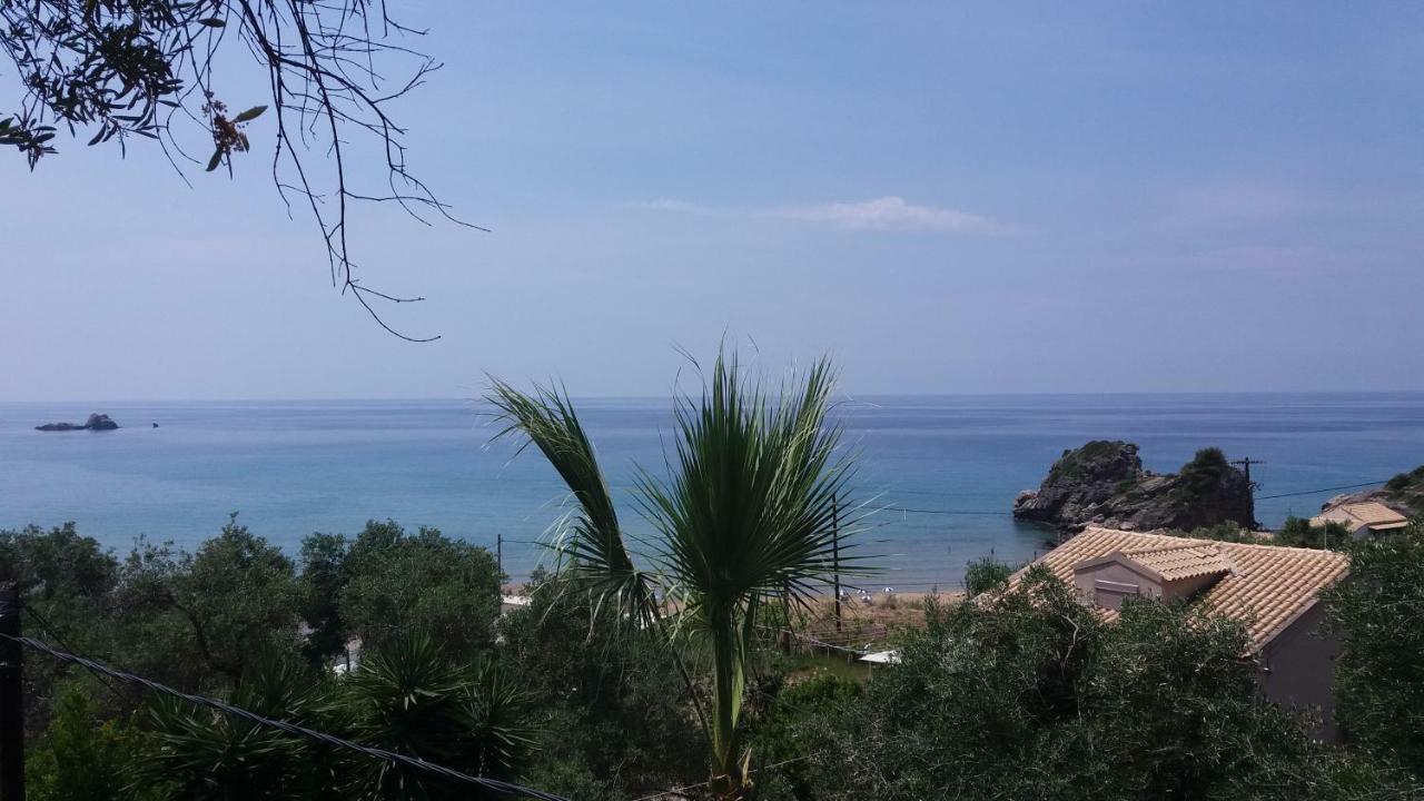 Pelekas Beach Apartments Rolling Stone Bagian luar foto